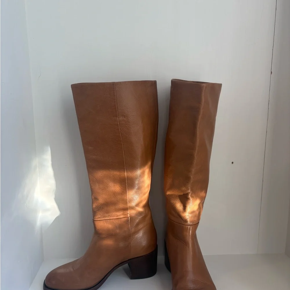 Frye classic tall
